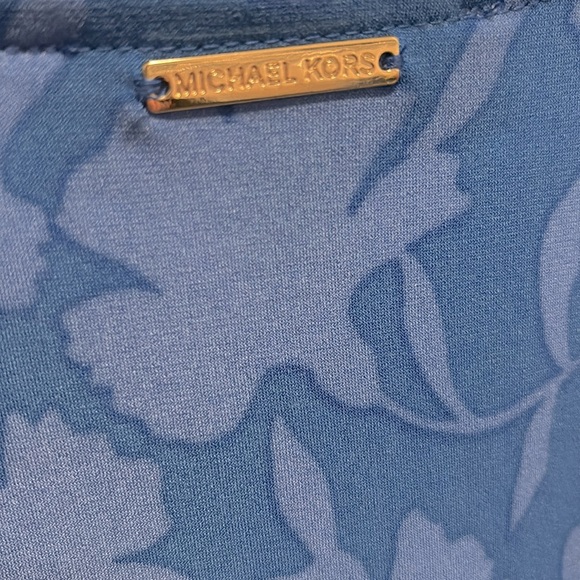 NWT [MICHAEL Michael Kors] Printed Ruched Top in Grecian Blue Women’s Petite XS - Picture 12 of 13